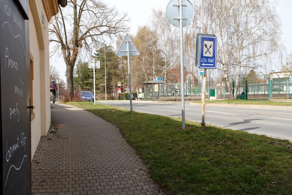 Pension U Hastrmana Prague Exterior photo